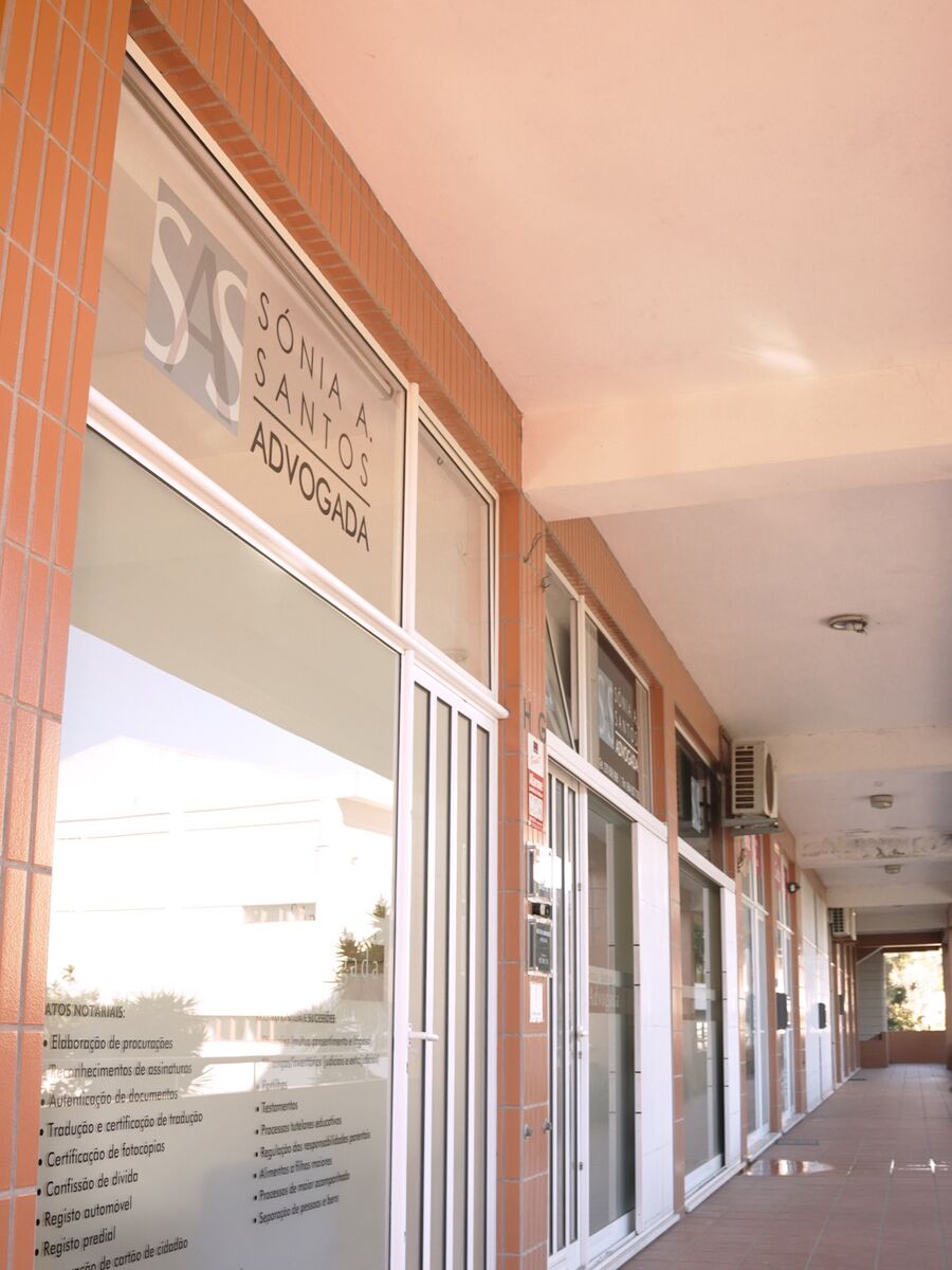 Fachada do escritório de advocacia Sónia Alexandra Santos em Mozelos, Santa Maria da Feira